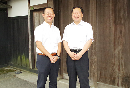 左:代表、大和田 右:東京都 R社様